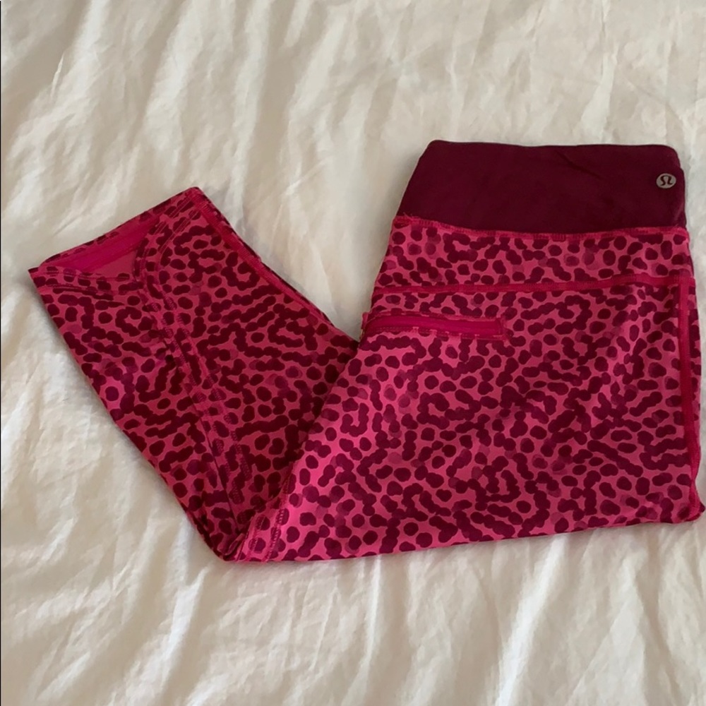 Lululemon pink leopard leggings